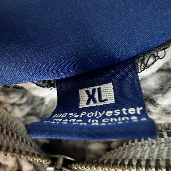 Stamford Connecticut Black Knight Sherpa Quarter Zip Pullover Size XL GRAY - Picture 3 of 10